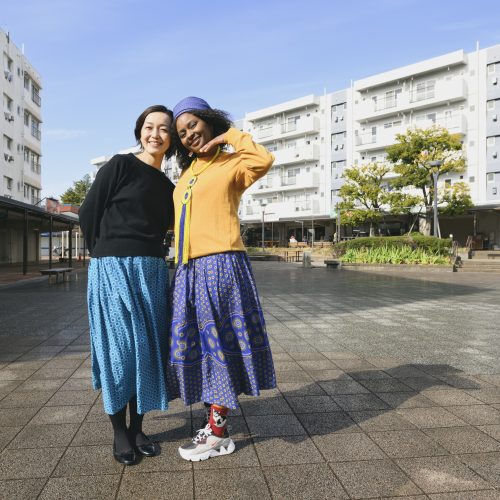 多文化クラブ「DANRO」の西田真美さんと小杉ルーシーさん
