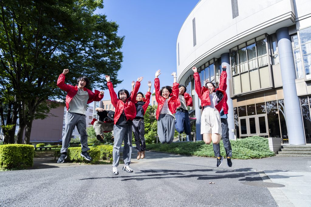 桜美林大学「桜李祭」実行委員の皆さんの画像